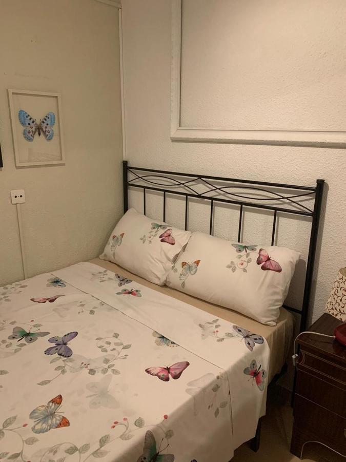 Apartamentos "Mariposa" Бенидорм Екстериор снимка