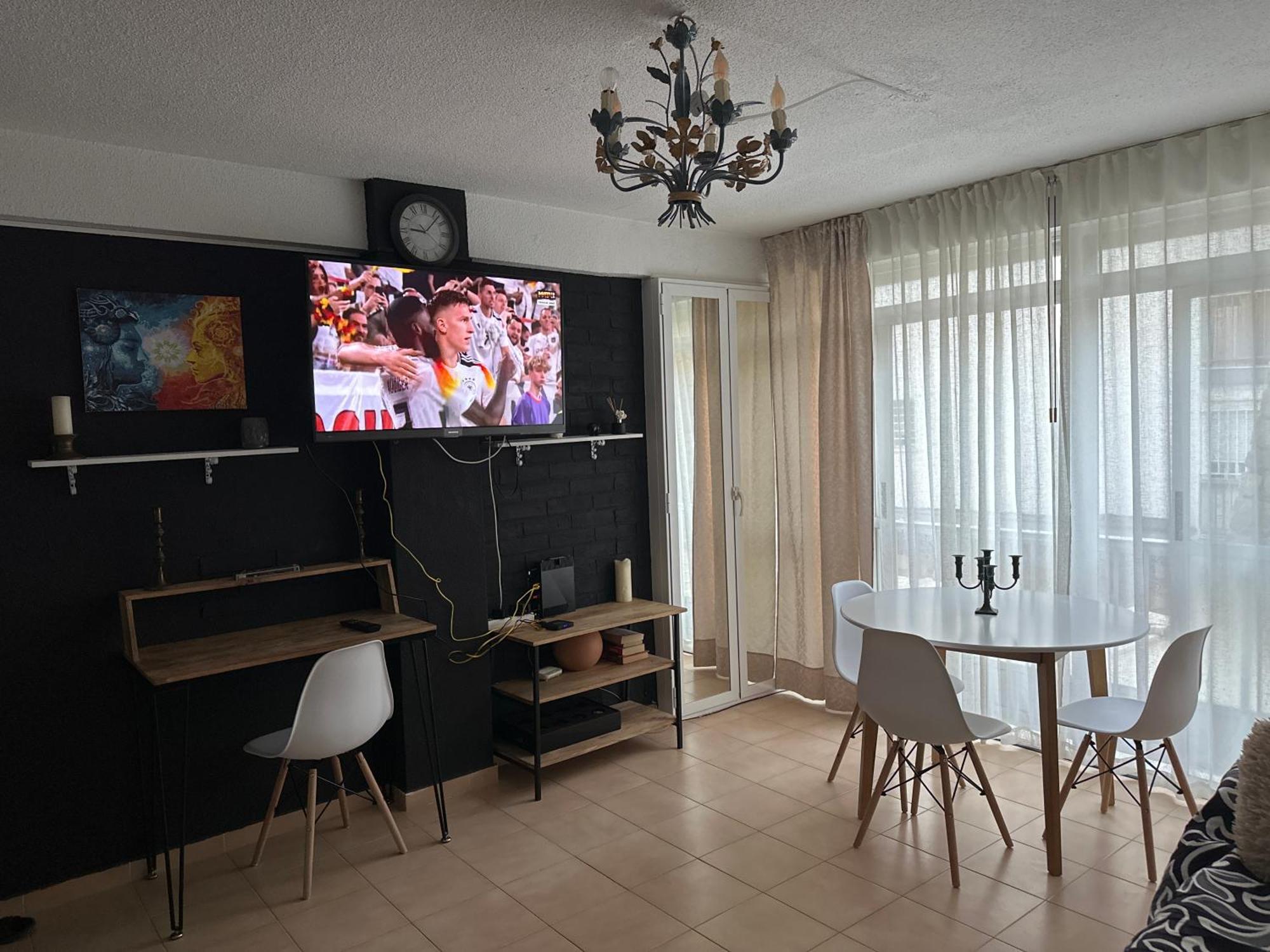 Apartamentos "Mariposa" Бенидорм Екстериор снимка