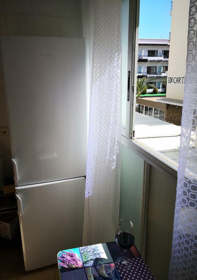 Apartamentos "Mariposa" Бенидорм Екстериор снимка